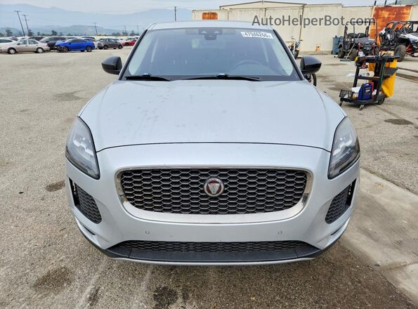 SADFJ2FX7J1Z09571 2018 JAGUAR E-PACE Silver Vista frontal