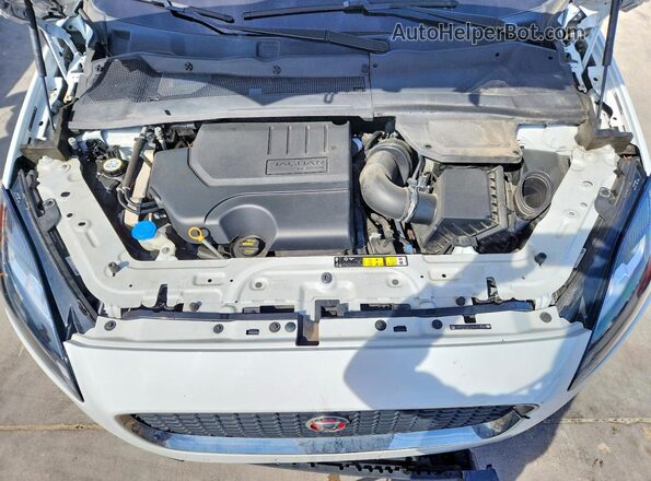 SADFP2FX4L1Z82351 2020 JAGUAR E-PACE Белый Вид подкапотного пространства