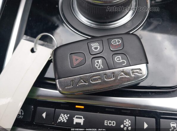 SAJAR4FX0KCP45856 2019 JAGUAR XF Black წინა პანელის ხედი