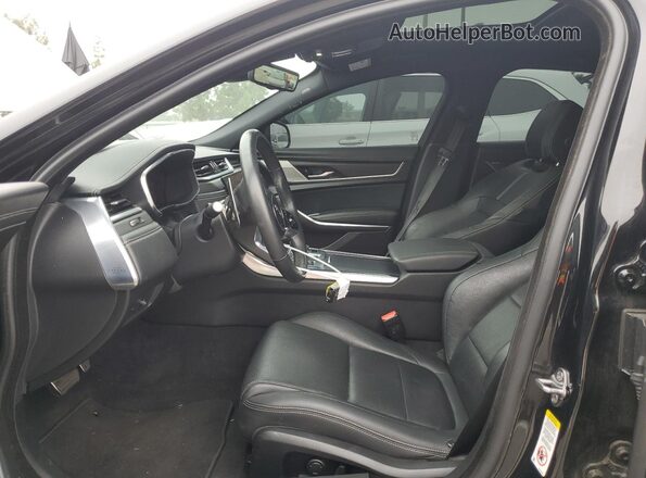 SAJB64FX5RCY94318 2024 JAGUAR XF Black Вид салону спереду