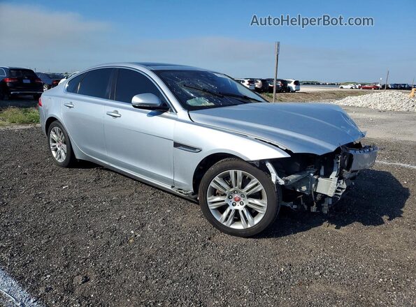 SAJBJ4BV5HCY37389 2017 JAGUAR XF Серебряный Передняя правая четверть
