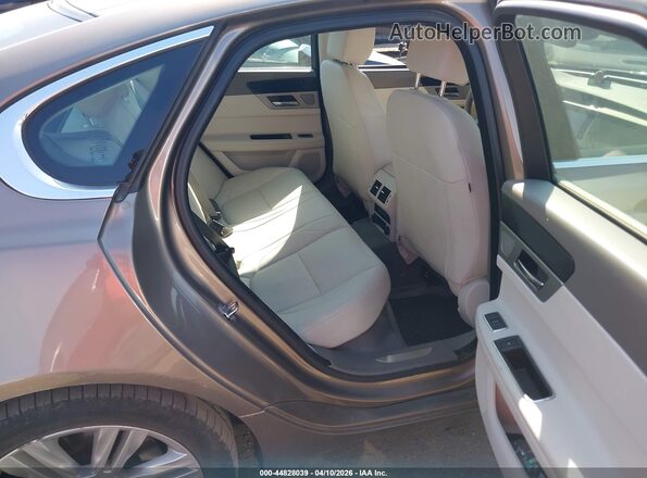 SAJBJ4BVXGCY18433 2016 JAGUAR XF Золотой Вид наклейки с VIN-кодом