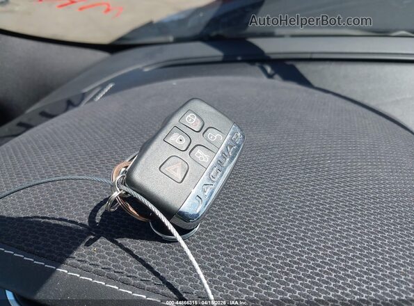 SAJD55FE4MCK69661 2021 JAGUAR F-TYPE Red Вид панелі приладів