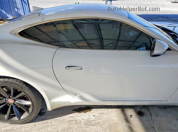 SAJDD1EV2JCK49210 2018 JAGUAR F-TYPE White Հետևի նստատեղերի տեսք