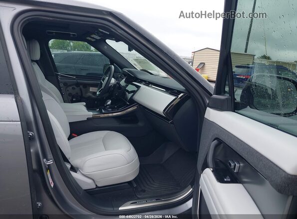 SAL1P9EU5SA465556 2025 LAND ROVER RANGE ROVER SPORT Gray Front interior view