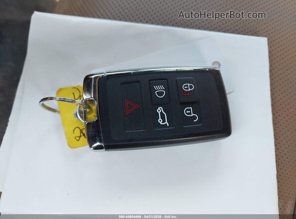 SAL1P9EU6SA604819 2025 LAND ROVER RANGE ROVER SPORT Белый Вид панели приборов