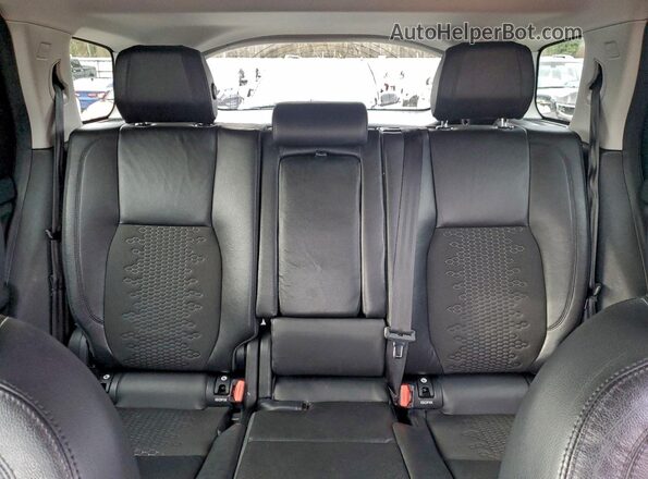 SALCP2FX6KH813171 2019 LAND ROVER DISCOVERY Black უკანა სავარძლების ხედი