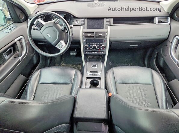 SALCP2FX8KH816637 2019 LAND ROVER DISCOVERY Черный Вид панели приборов