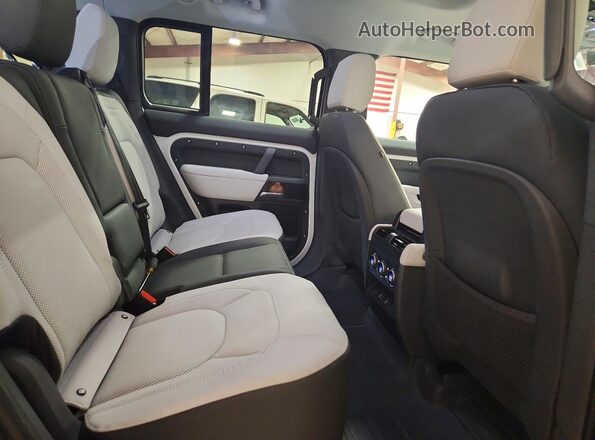 SALE2FEU3T2498050 2026 LAND ROVER DEFENDER White Vista interior trasera