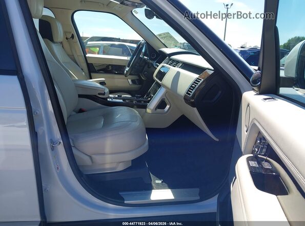 SALGS2SV0KA549930 2019 LAND ROVER RANGE ROVER White Սալոնի դիմացի տեսք