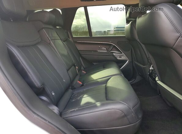 SALKP9E71PA023038 2023 LAND ROVER RANGE White Widok wnętrza z tyłu