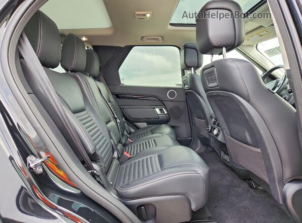 SALRJ2EX3R2490580 2024 LAND ROVER DISCOVERY Черный Вид задней части салона