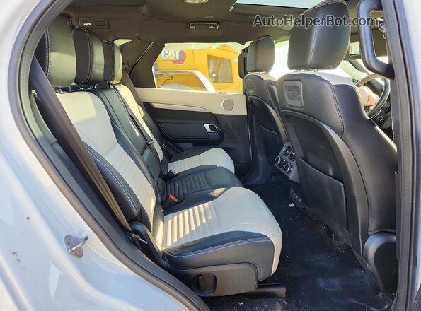 SALRT4EU8N2456799 2022 LAND ROVER DISCOVERY White უკანა სალონის ხედი