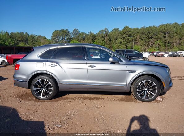 SJAAM2ZV9KC025341 2019 BENTLEY BENTAYGA Silver სალონის 360-გრადუსიანი ხედი