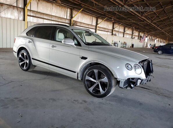 SJAAM2ZVXLC030209 2020 BENTLEY BENTAYGA Beige Front right
