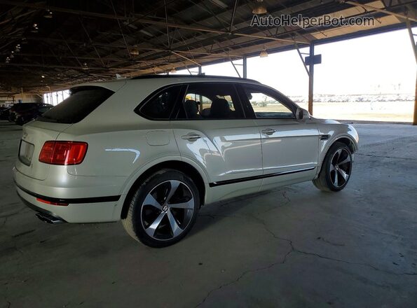 SJAAM2ZVXLC030209 2020 BENTLEY BENTAYGA Beige Rear right