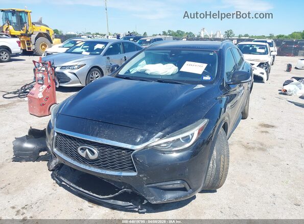 SJKCH5CPXHA033442 2017 INFINITI QX30 Черный Передняя левая четверть