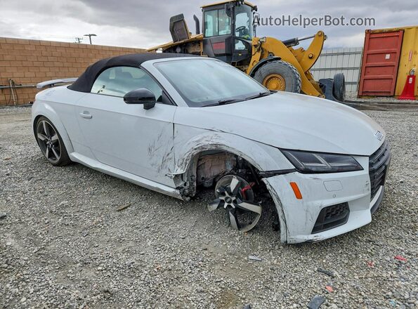 TRUTECFV6K1004723 2019 AUDI TT White Delantero derecho