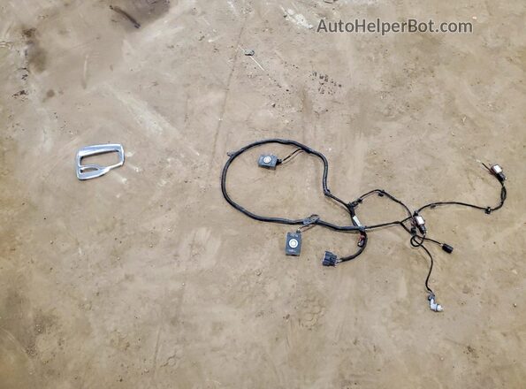 W04GS6SS9K1033872 2019 BUICK REGAL Белый Вид подкапотного пространства