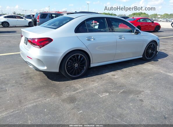 W1K3G4EB2NJ368648 2022 MERCEDES-BENZ A 220 Silver Rear right