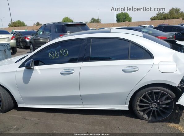 W1K3G4EB7LJ233338 2020 MERCEDES-BENZ A 220 White 