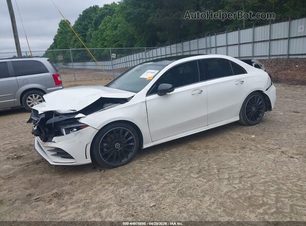 W1K3G4EBXMJ255139 2021 MERCEDES-BENZ A 220 White Przód lewy