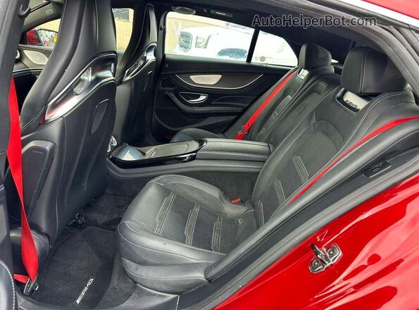 W1K7X5KB5PA062476 2023 MERCEDES-BENZ AMG Red წინა სალონის ხედი