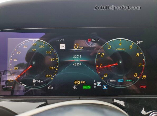 W1K7X5KB6MA038439 2021 MERCEDES-BENZ AMG White ხელსაწყოთა პანელის ხედი