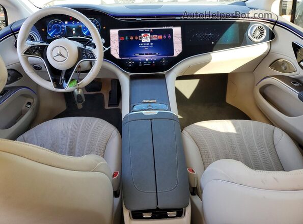 W1KCG2DB9RA048710 2024 MERCEDES-BENZ EQS Silver Вид панелі приладів