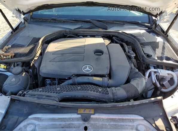 W1KWF8DB0MR644365 2021 MERCEDES-BENZ C White Вид задньої частини салону