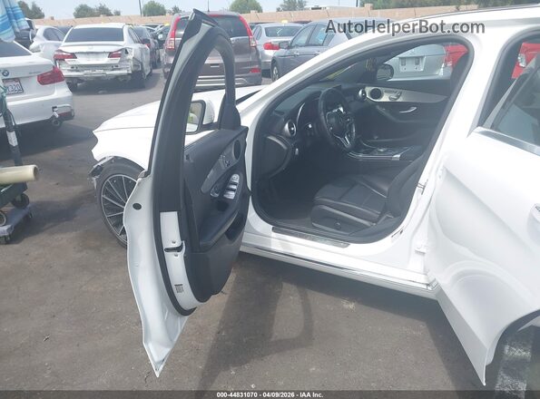 W1KWF8DB2MR641774 2021 MERCEDES-BENZ C-CLASS Белый Вид салона спереди