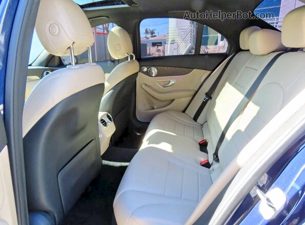 W1KWF8DB7MR613632 2021 MERCEDES-BENZ C Blue Vista trasera