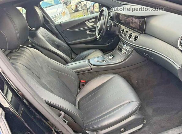 W1KZF8EB3NB020775 2022 MERCEDES-BENZ E Black Dashboard view