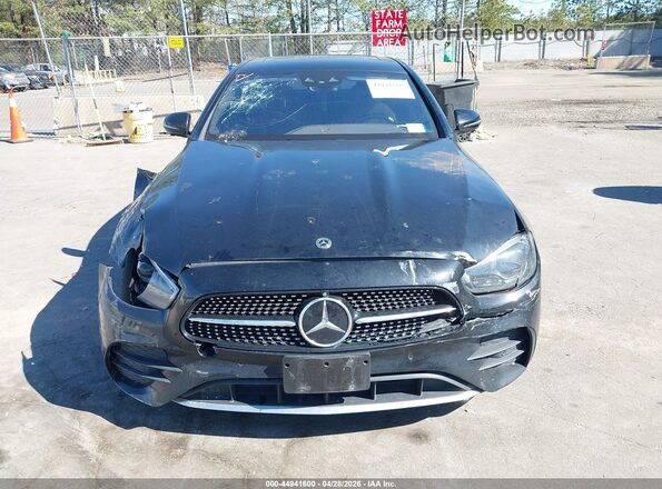 W1KZF8EB9NB059838 2022 MERCEDES-BENZ E-CLASS Черный Вид щитка приборов