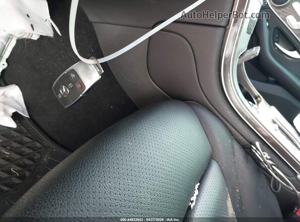 W1N0G8EB1MF992567 2021 MERCEDES-BENZ GLC 300 Белый Вид панели приборов
