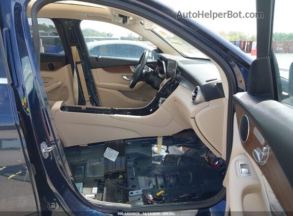 W1N0G8EB6LF805841 2020 MERCEDES-BENZ GLC 300 Blue Սալոնի դիմացի տեսք