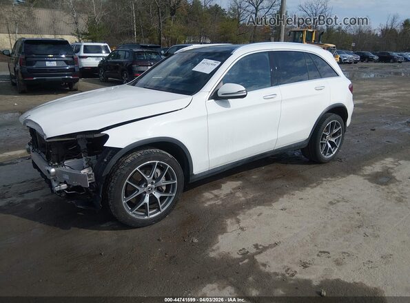 W1N0G8EB9LF844729 2020 MERCEDES-BENZ GLC 300 White წინა მარცხენა ხედი სამი მეოთხედიდან