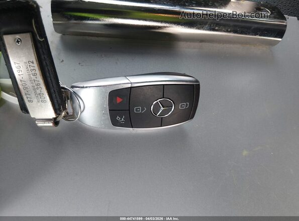 W1N0G8EB9LF844729 2020 MERCEDES-BENZ GLC 300 White წინა პანელის ხედი