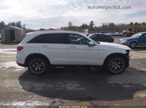 W1N0G8EB9LF844729 2020 MERCEDES-BENZ GLC 300 White უკანა სალონის ხედი