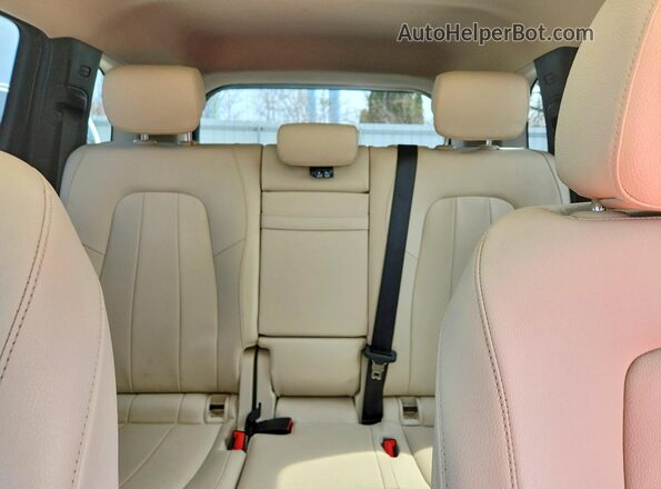 W1N4M4HB6PW280252 2023 MERCEDES-BENZ GLB-CLASS Black Vista de los asientos traseros