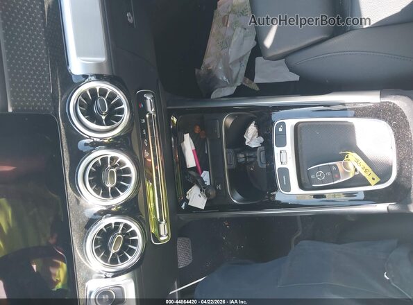 W1N9M0CB2RN095923 2024 MERCEDES-BENZ EQB 250 SUV White Առջևի վահանակի տեսք