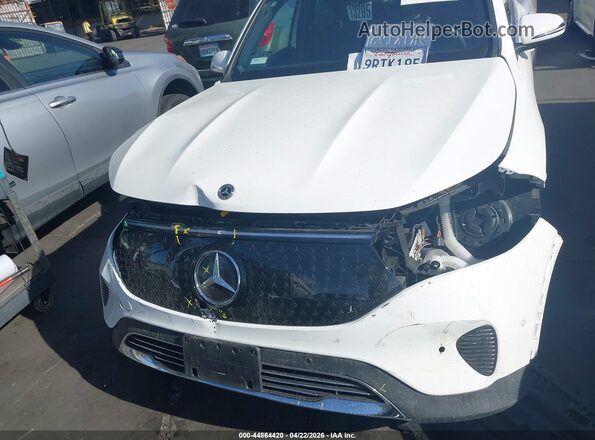 W1N9M0CB2RN095923 2024 MERCEDES-BENZ EQB 250 SUV White Սալոնի հետևի տեսք