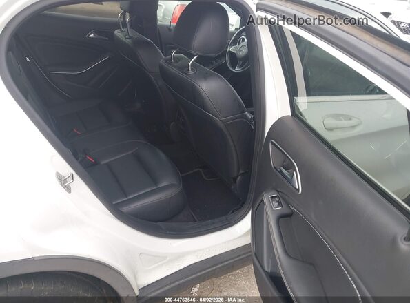W1NTG4EB6LU031219 2020 MERCEDES-BENZ GLA 250 White Вид наклейки з VIN-кодом