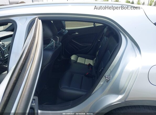 W1NTG4EB8LU029701 2020 MERCEDES-BENZ GLA 250 Silver VIN კოდის სტიკერის ხედი