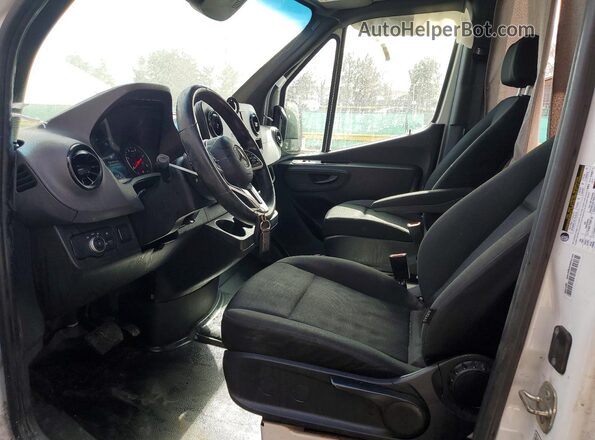 W1Y4ECHY5NT114530 2022 MERCEDES-BENZ SPRINTER White Вид салону спереду