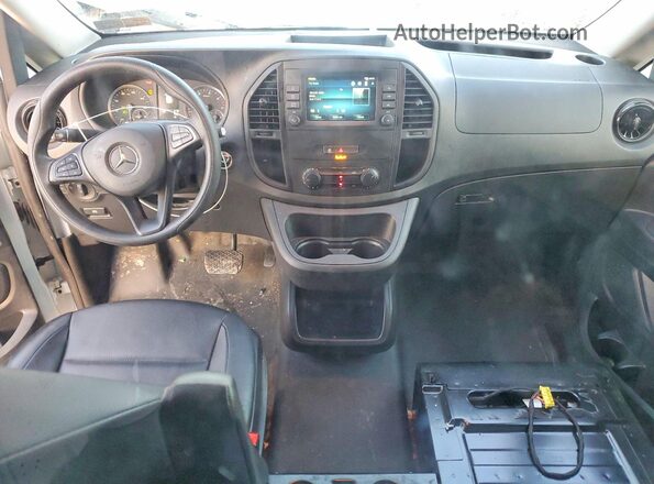 W1YV0CEY7P4243471 2023 MERCEDES-BENZ METRIS White Widok deski rozdzielczej