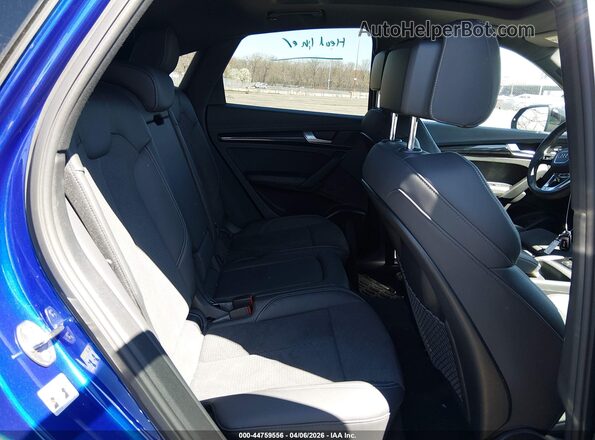 WA124AFY4N2044752 2022 AUDI SQ5 Blue VIN sticker view