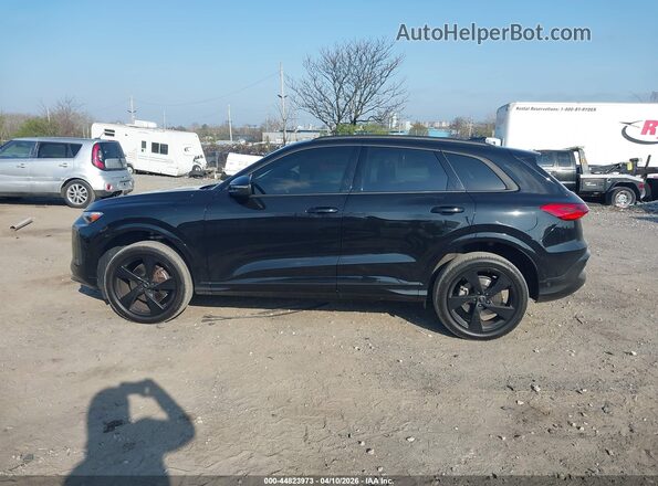 WA12AAGU9S2010547 2025 AUDI ALL Black 