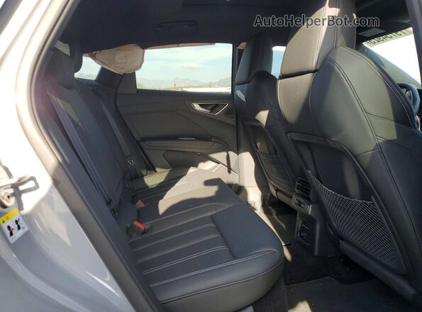 WA13UBFZ5SP044390 2025 AUDI Q4 Gray 