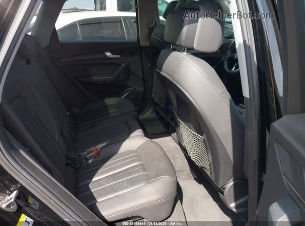 WA1AAAFY6M2029124 2021 AUDI Q5 Black VIN sticker view